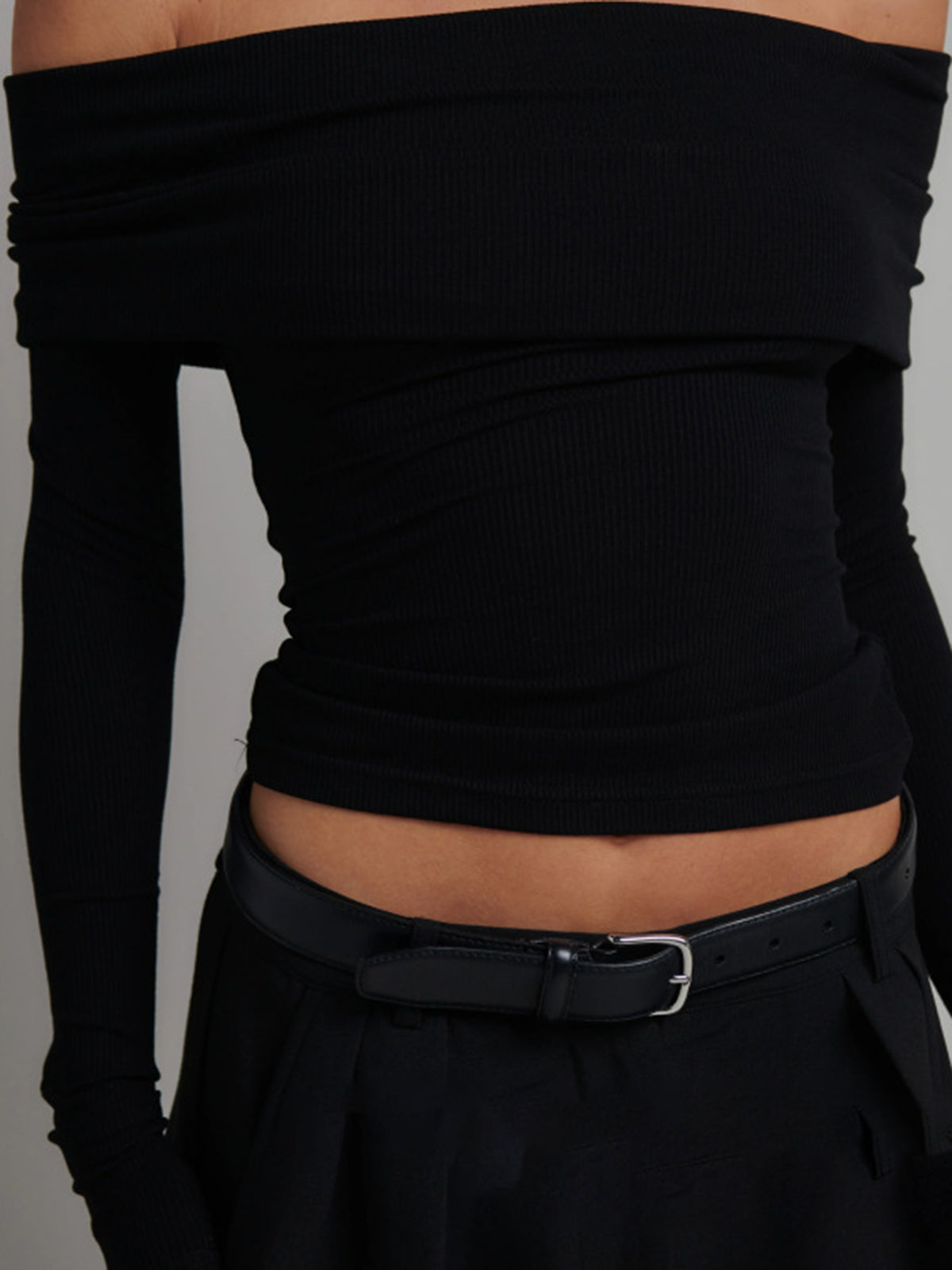 Off Shoulder Overfold Long Sleeve Crop Shirt for Women, Casual Fashion Top