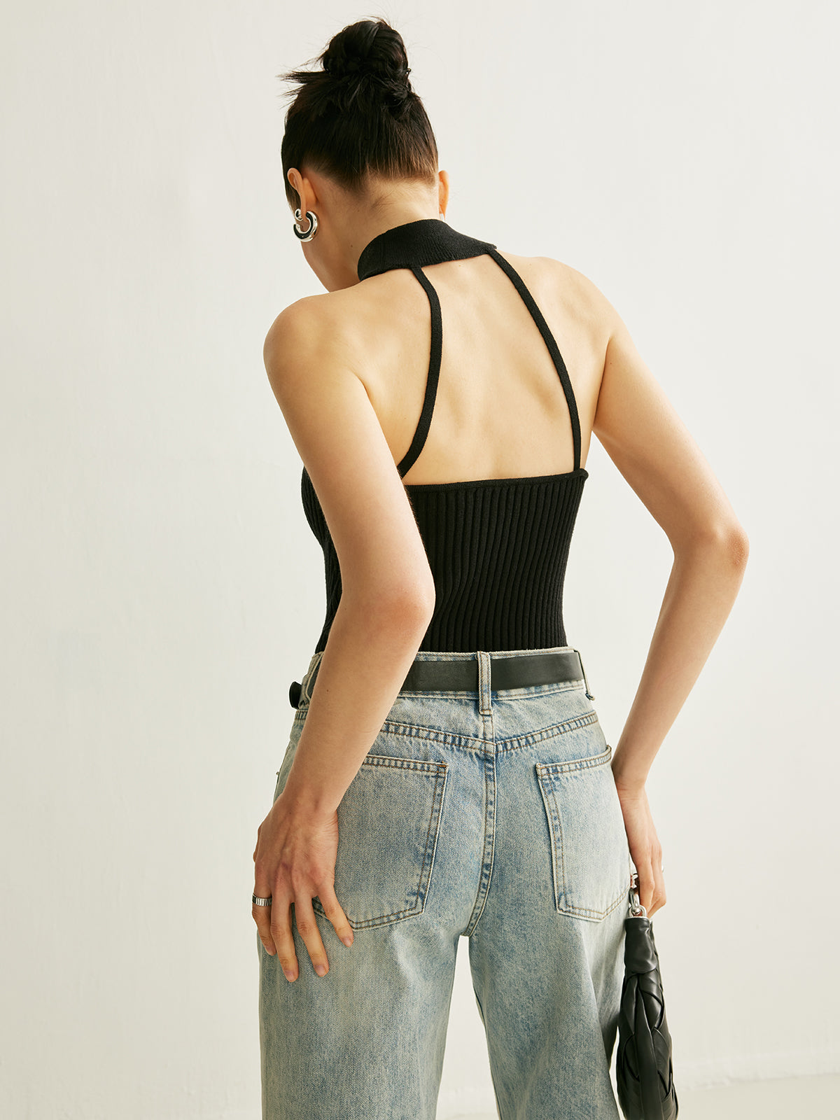 Ring Detail Ribbed Halter Top with Adjustable Neck Tie