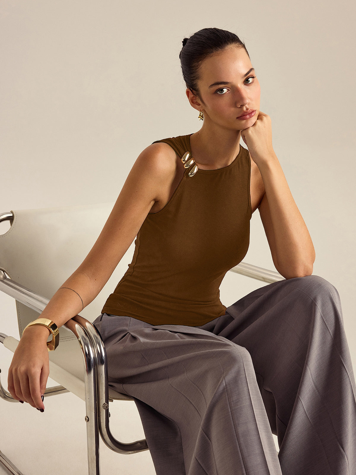 Metal Decor Sleeveless Top with Stylish Chain Accents