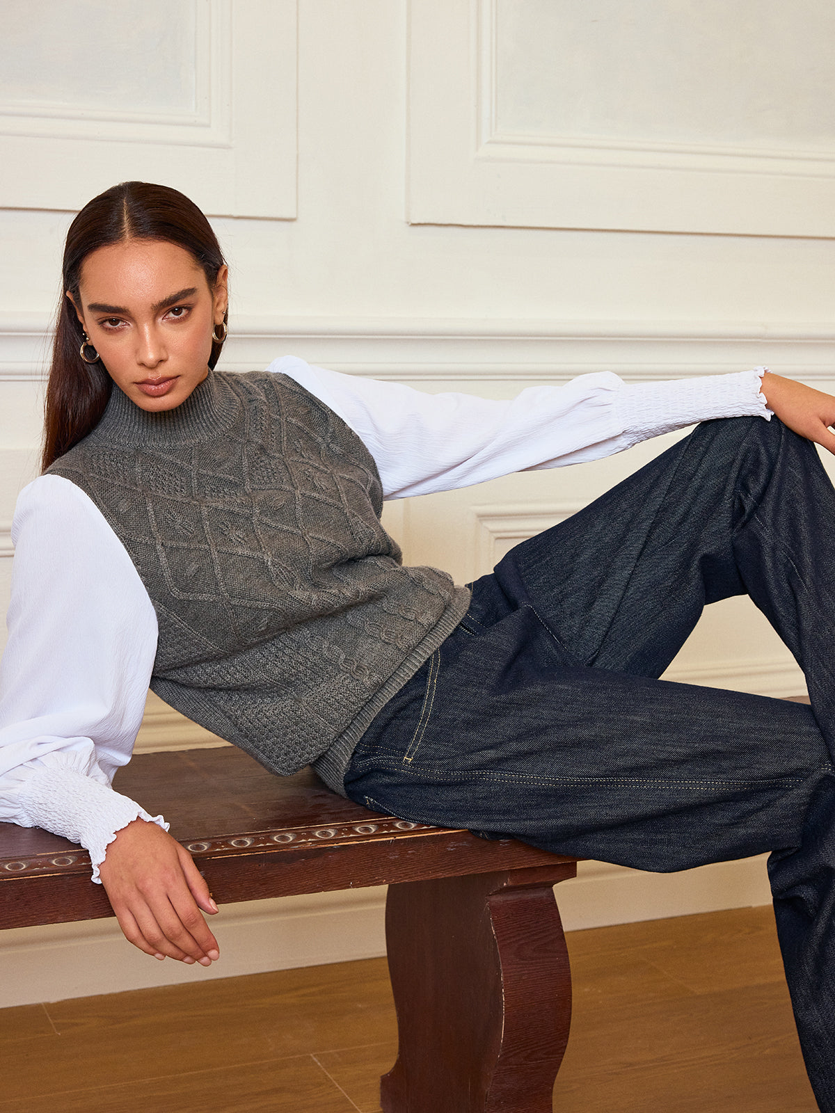 Leg-Of-Mutton Sleeve Panel Cable-Knit Sweater with Cozy Winter Design