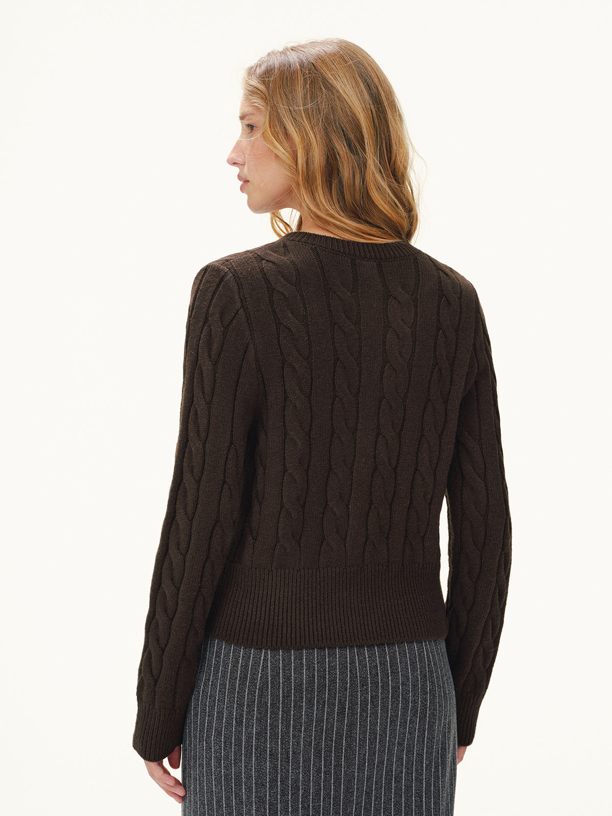 Button-Front Cable-Knit Cardigan with Cozy Pockets for Fall