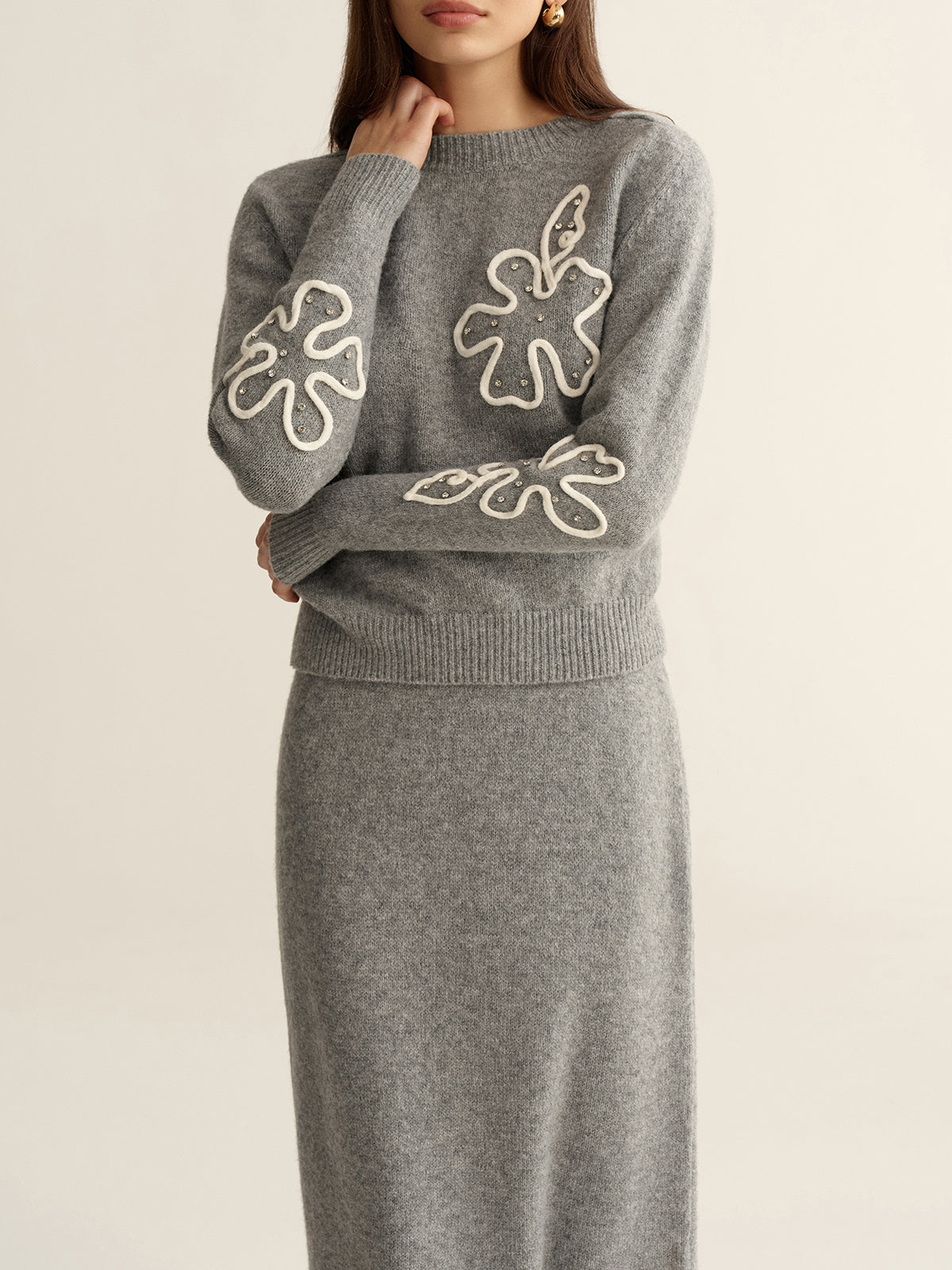 Floral Applique Sweater and Midi Skirt Set for Elegant Women's Fashion
