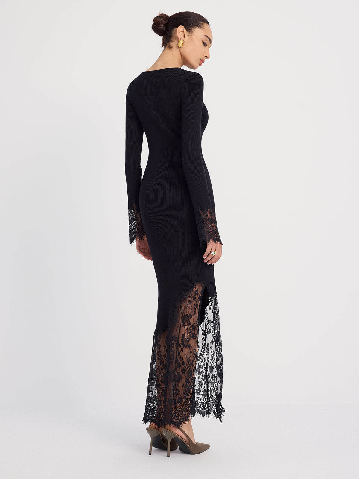Lace-Trimmed Ribbed Knit Midi Dress for Elegant Evenings
