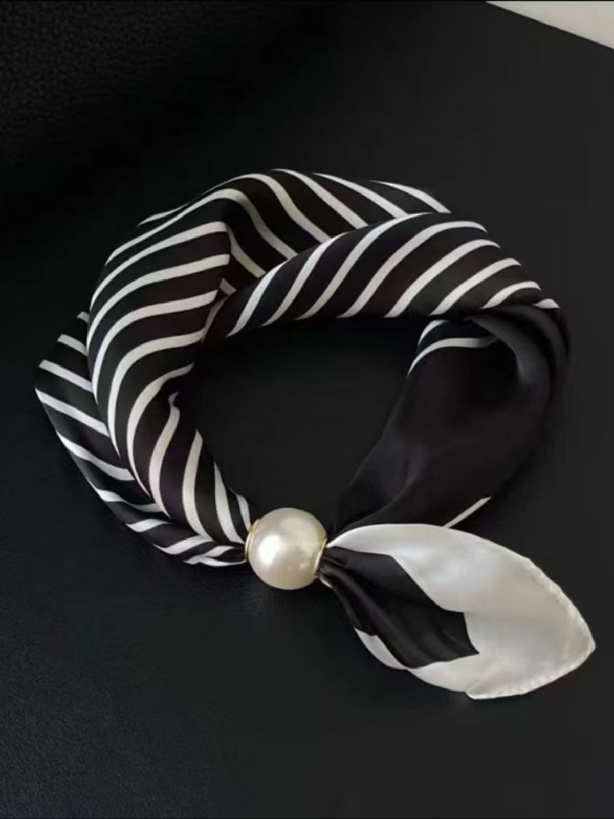 Pearl Magnetic Closure Striped Neck Scarf Lightweight Breathable Accessory