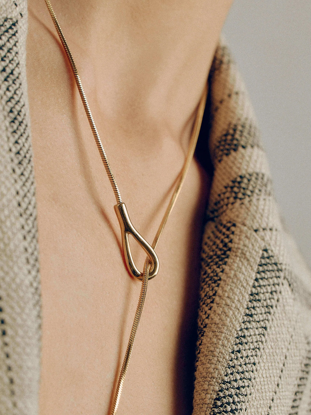Teardrop Lariat Y-Necklace Elegant Adjustable Chain Jewelry