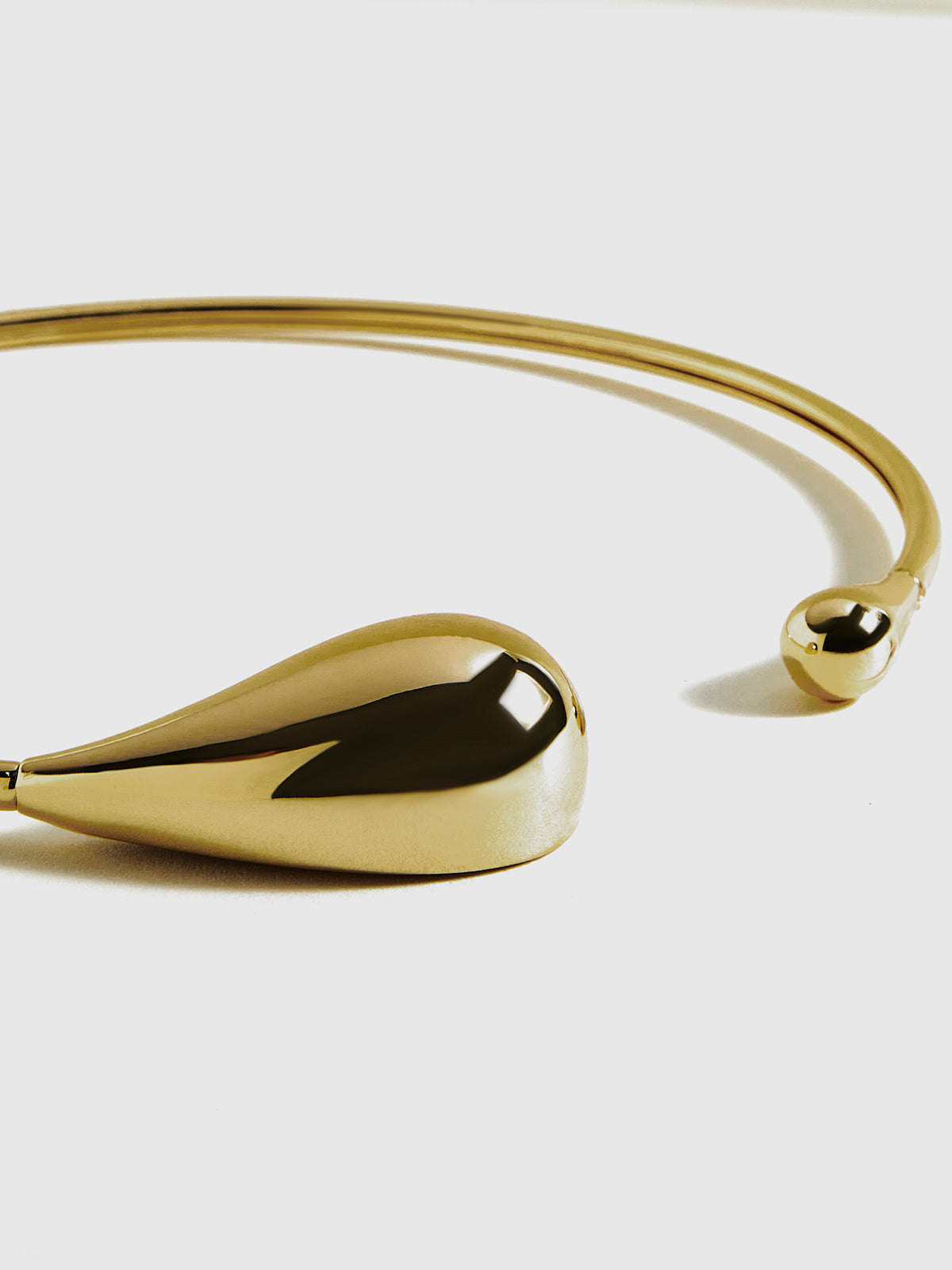 Minimalist Open Teardrop Torque Necklace Elegant Sterling Silver Adjustable