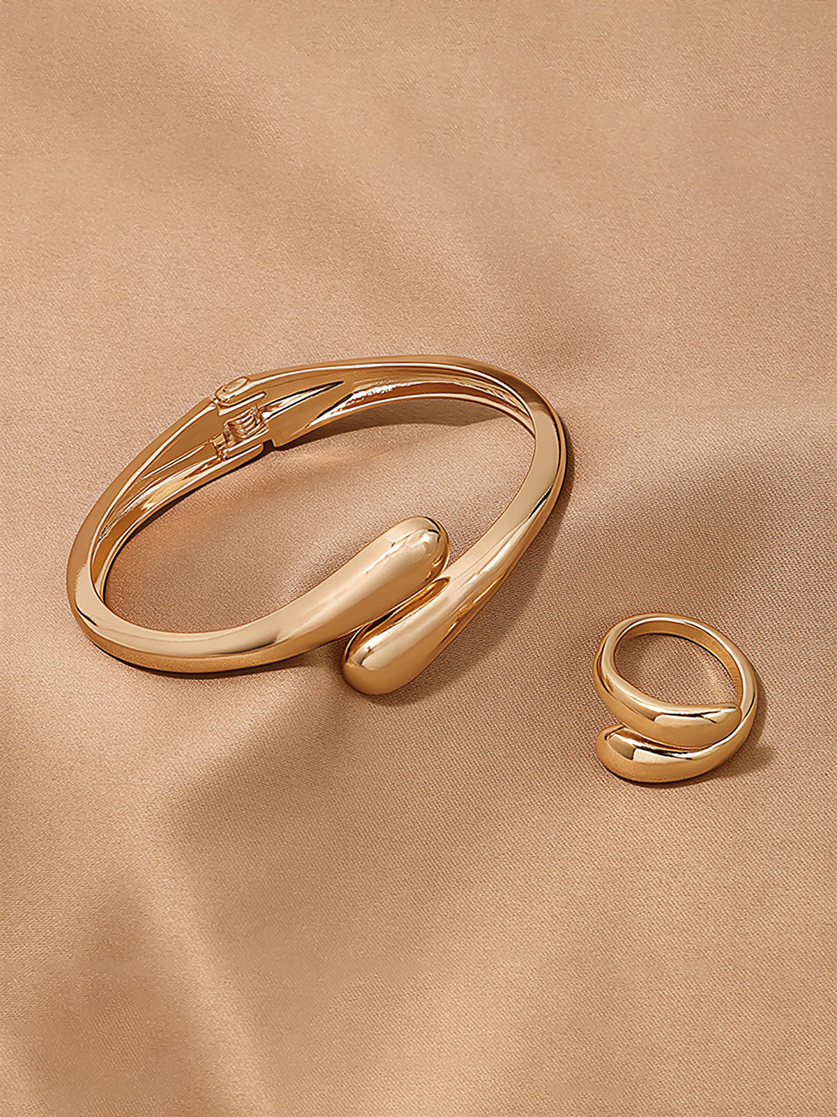 2Pcs Smooth Minimalist Open Bangle & Ring Set, Stylish Modern Jewelry Accessories