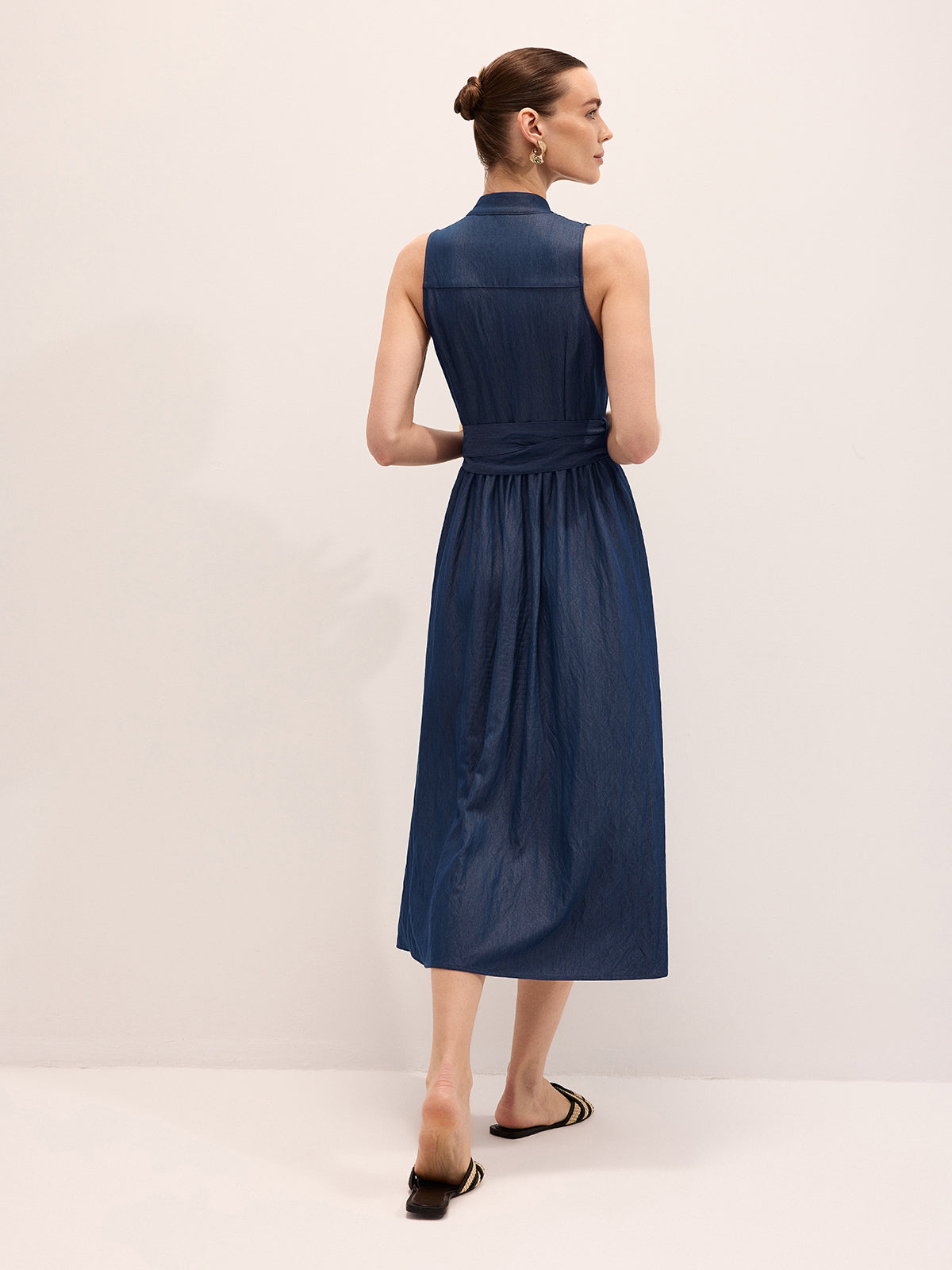 Cotton Blend Sleeveless Belted Maxi Dress with Side Pockets and V-Neck