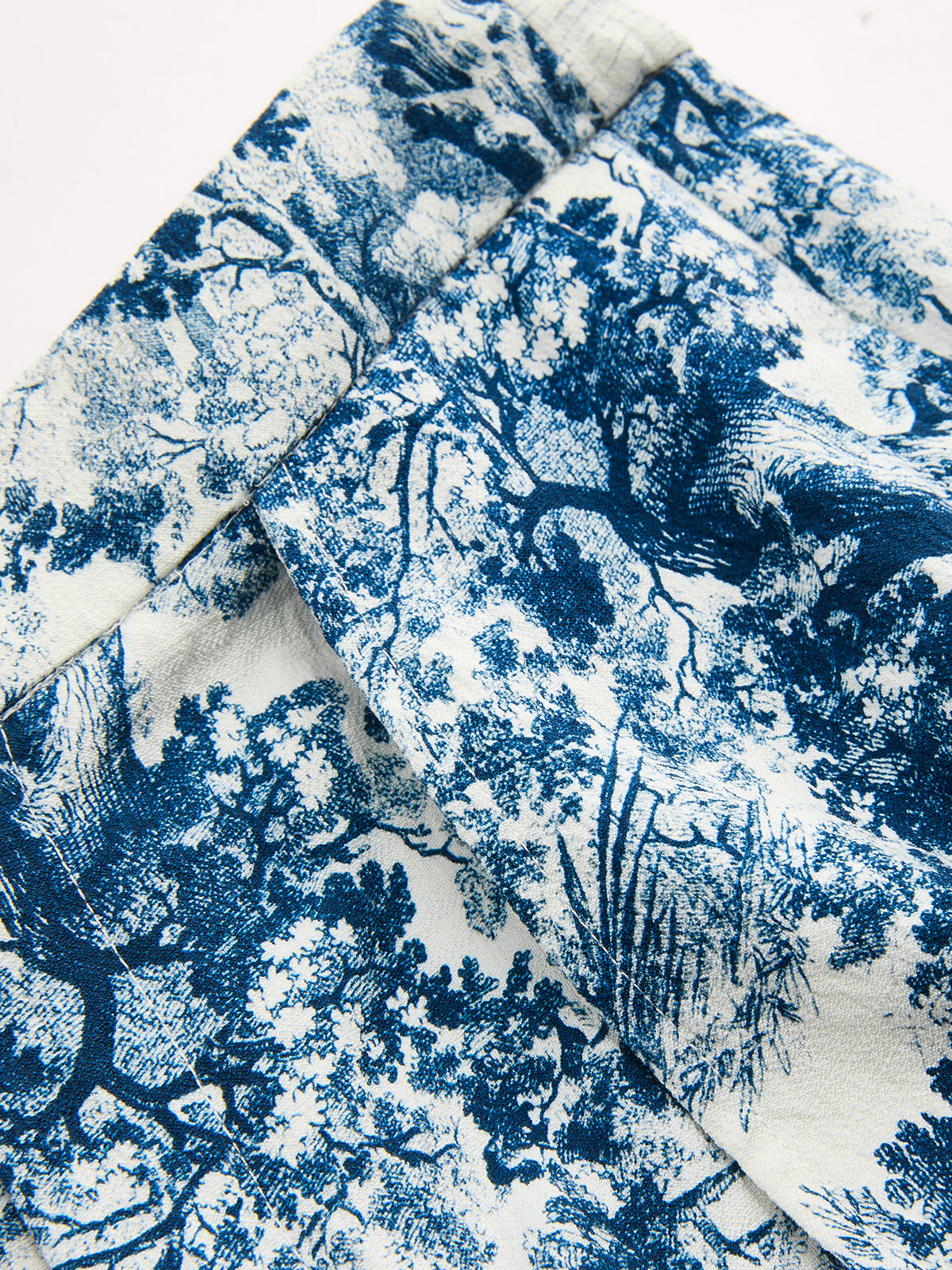 Twisted Crop Top & Chic Toile Print Pants Co-ord Set