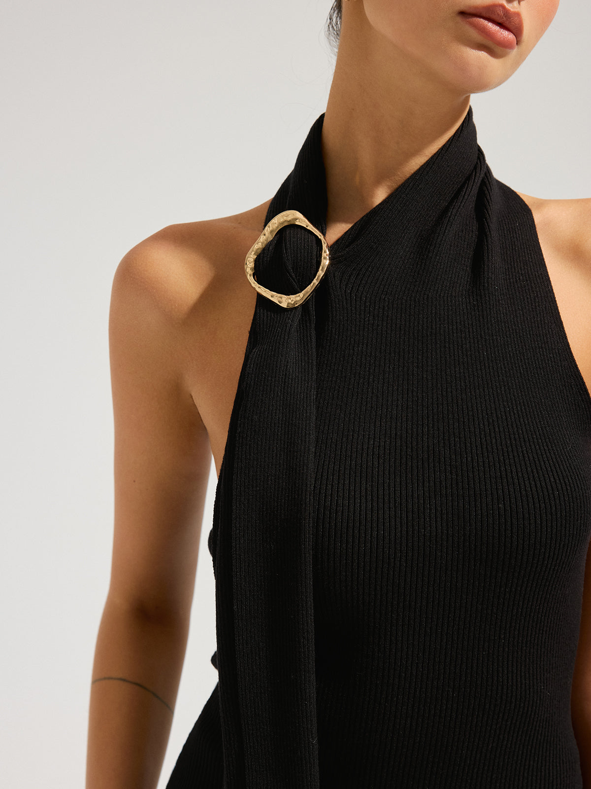 Halter Neck Metal Buckle Knit Top - Trendy Women's Casual Wear