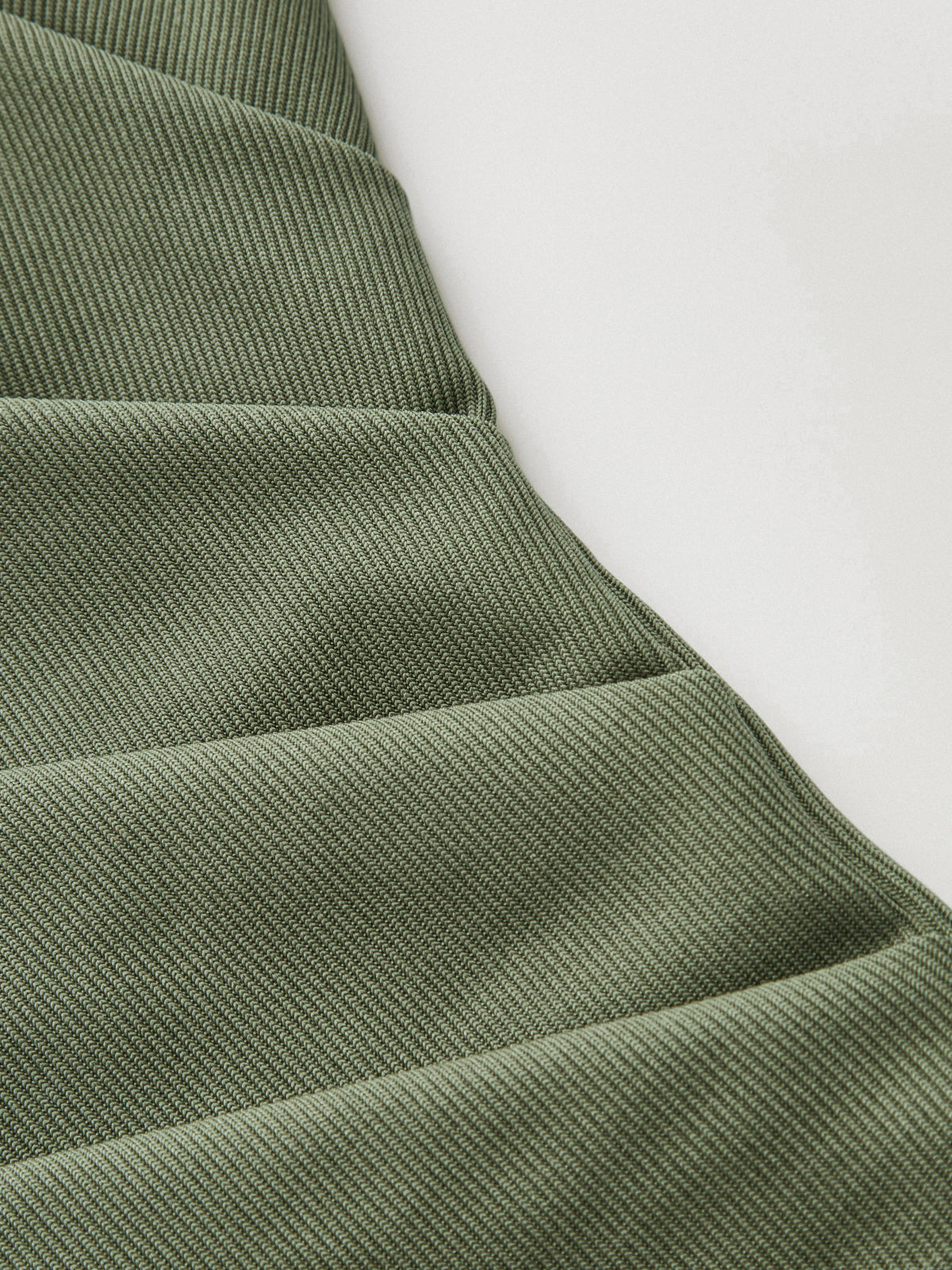 Ruched Mock Neck Short Sleeve Top with Elegant Fit
