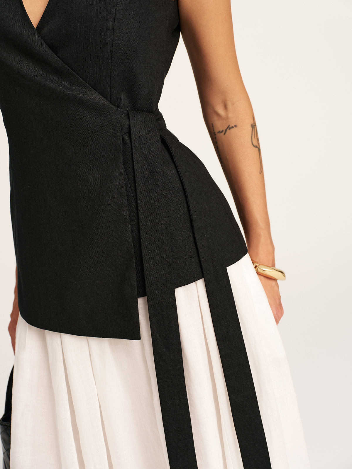 Linen Blend V-Neck Wrap Tie Vest with Adjustable Waistband