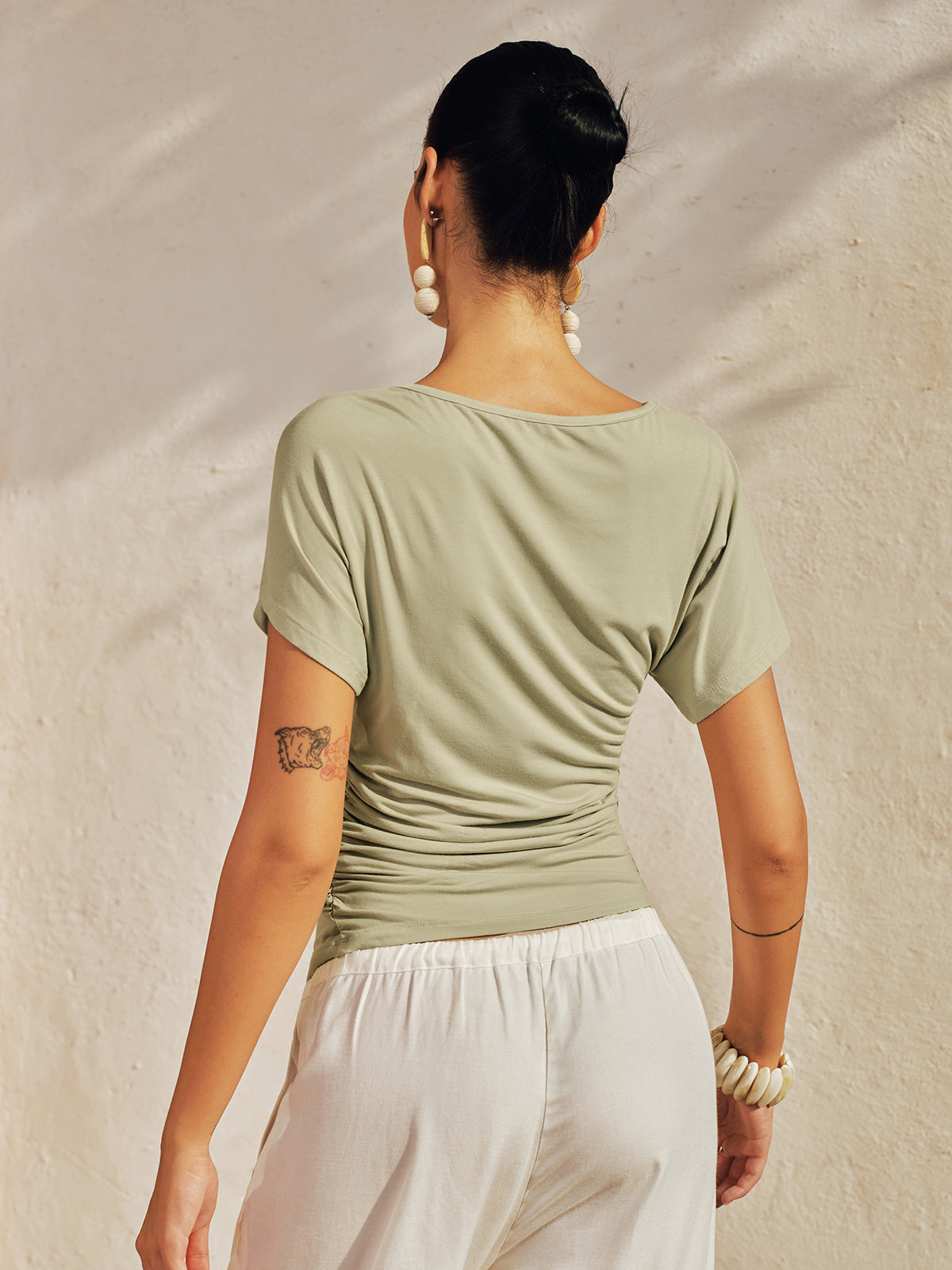 Draped Short Sleeve Asymmetric Hem Slim Top for Women Casual Wear