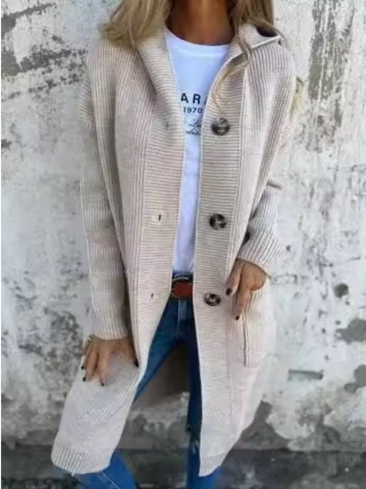 Arie | Women’s Oversized Cable Knit Button Cardigan