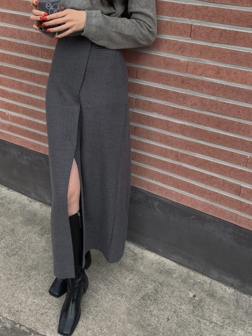 She's Effortless Slit Maxi Skirt for Elegant Evening Wear