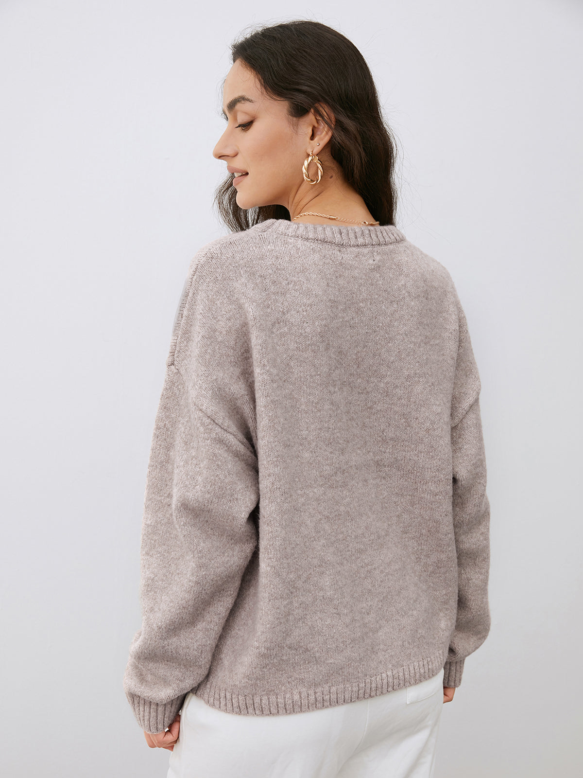 Lightweight Cloud Weather Pullover Sweater for All Seasons Outdoor Comfort