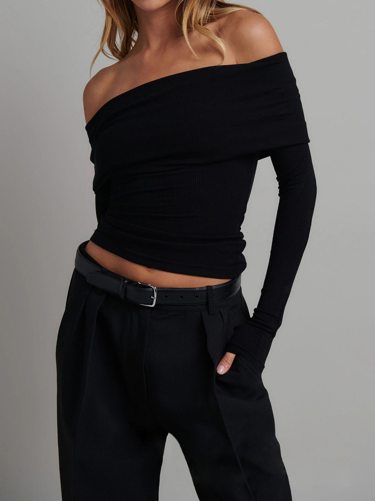 Off Shoulder Overfold Long Sleeve Crop Shirt for Women, Casual Fashion Top