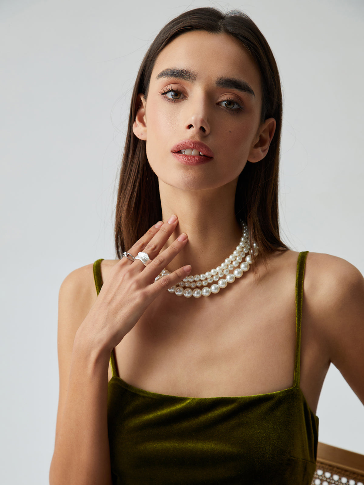 Treble Layers Pearl Necklace Elegant Timeless Design