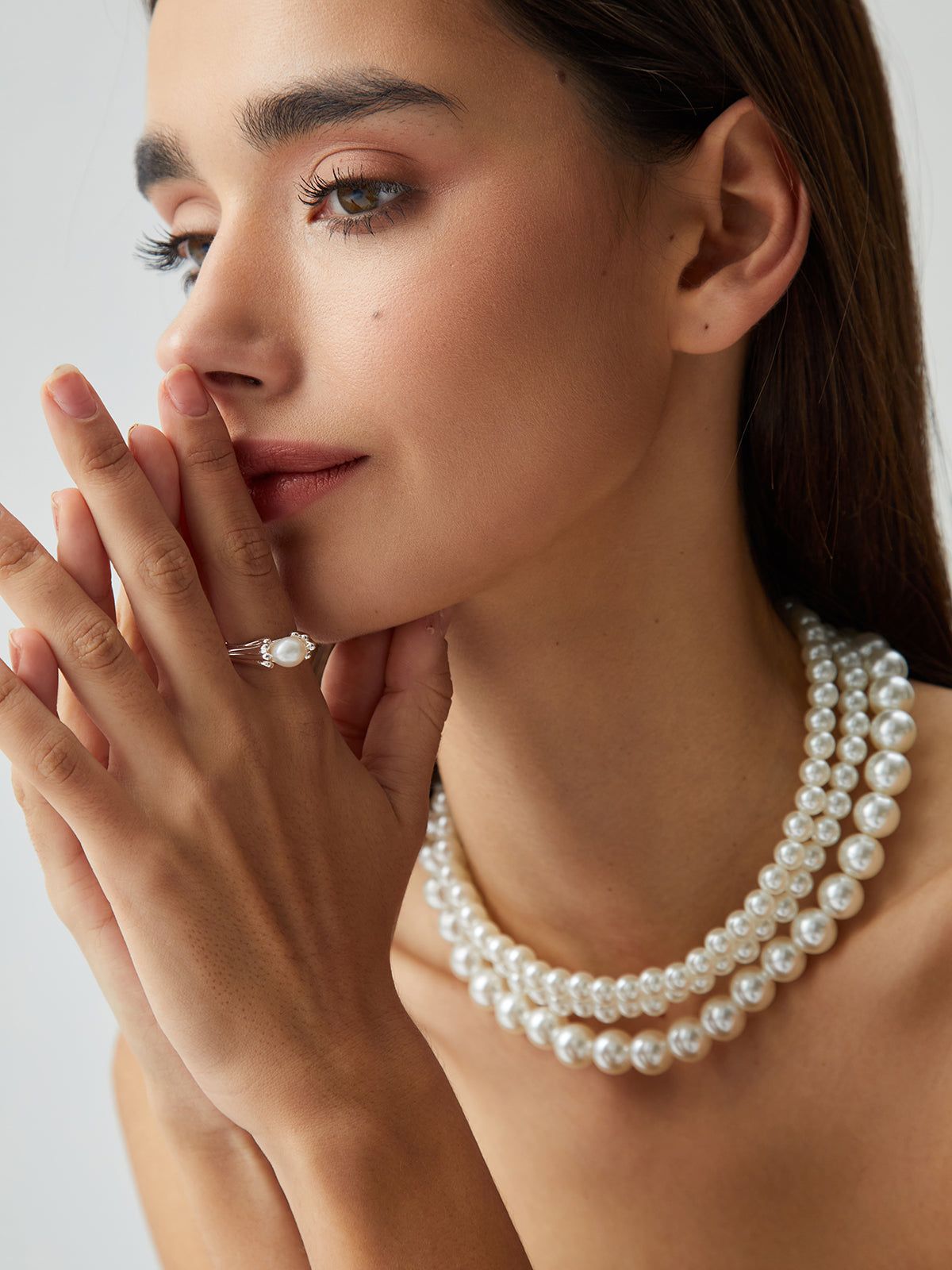 Treble Layers Pearl Necklace Elegant Timeless Design