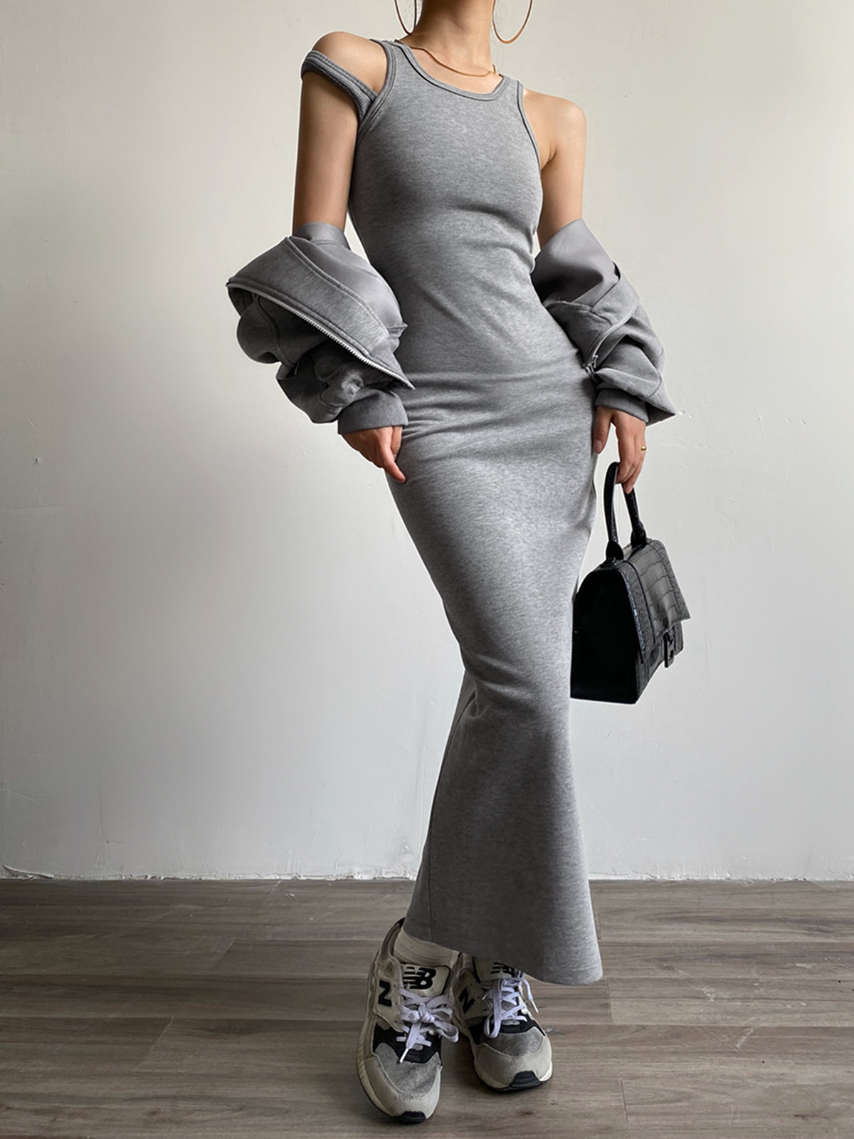 Asymmetrical Crew Neck Split Maxi Dress with Long Sleeves and Belt