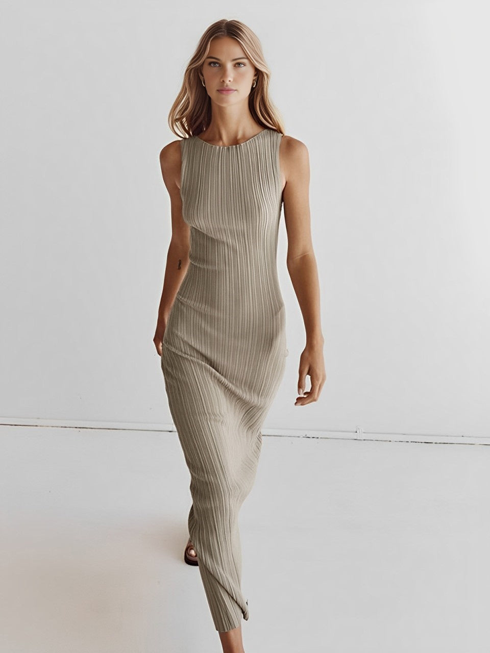 Ribbed Sleeveless Knit Long Dress for Women, Comfortable Casual Maxi Style
