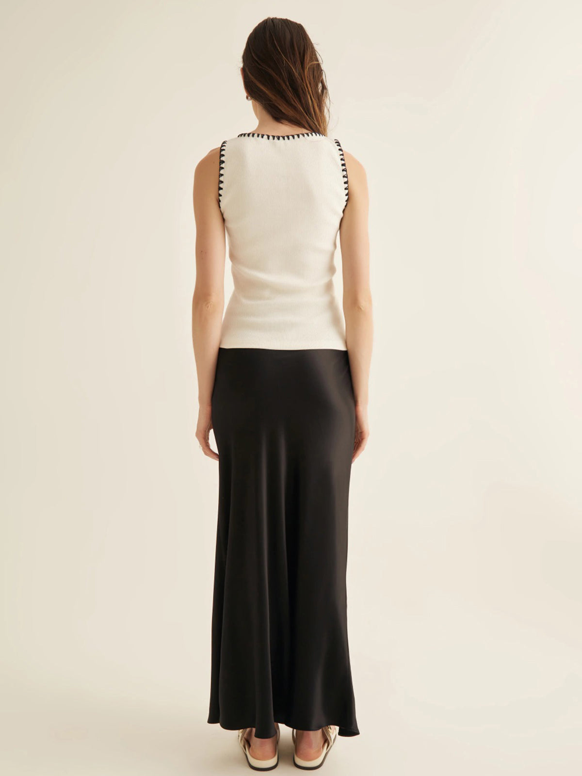 Minimalism Contrast Trim Sweater Vest - Trendy Layering Knitwear Essential