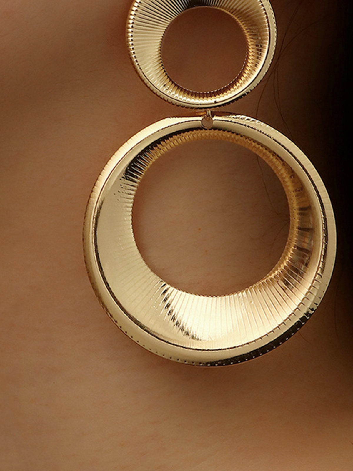 Vintage Round Bold Pendant Earrings for Women Classic Jewelry