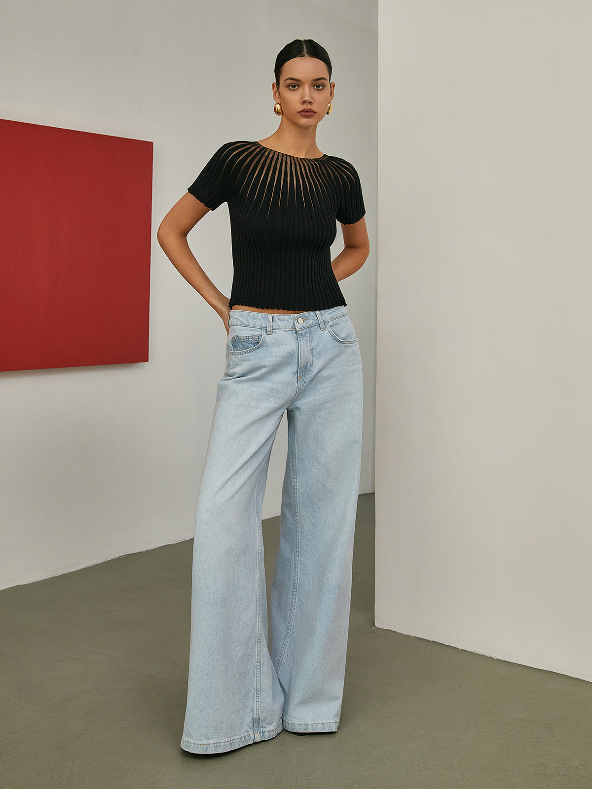 Plain Short Sleeve Knit Top Ideal for Casual Wear