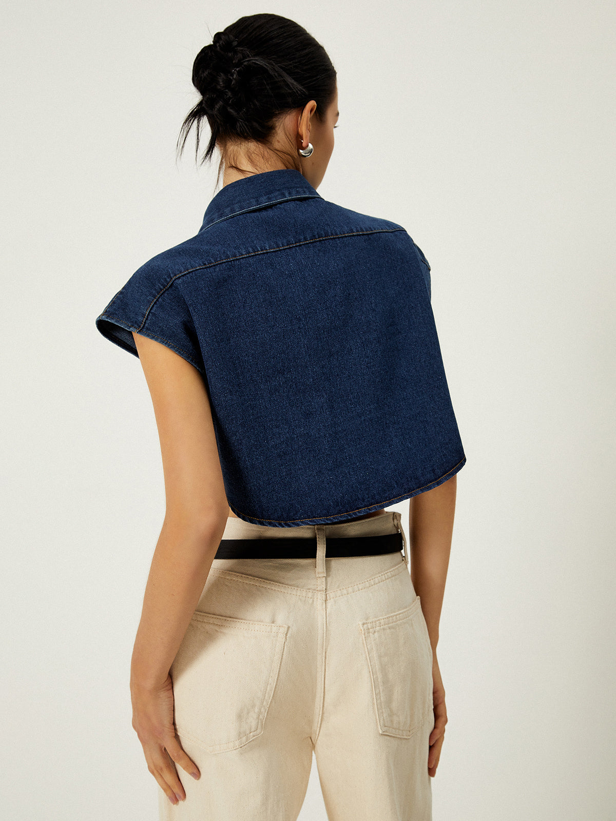 Denim Pockets Turn Down Collar Vest with Button-Up Front