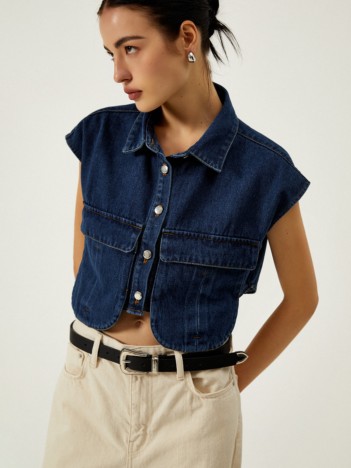 Denim Pockets Turn Down Collar Vest with Button-Up Front