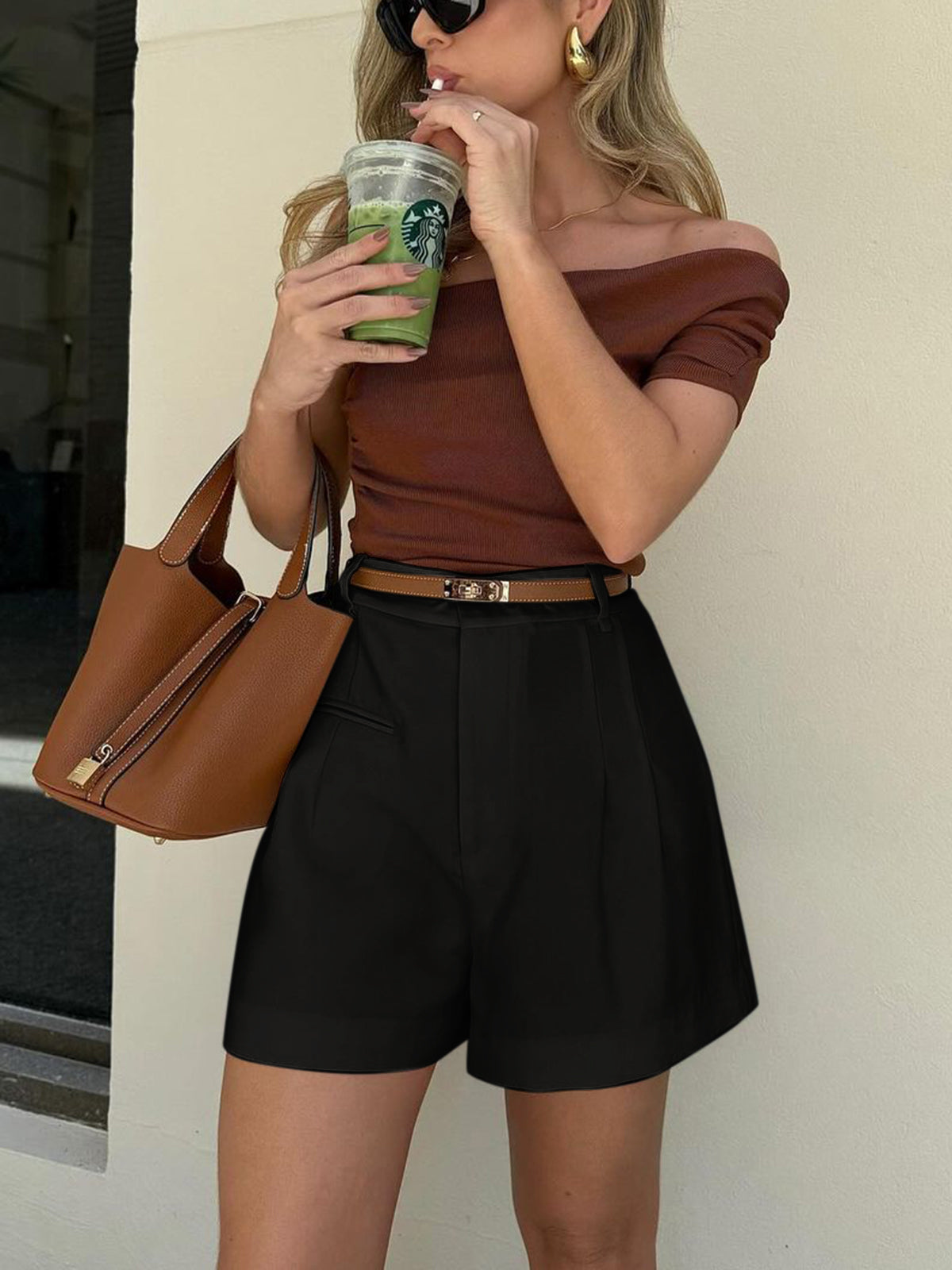 "Semi-Sheer Mid-Waist Lightweight Casual Shorts Without Belt"