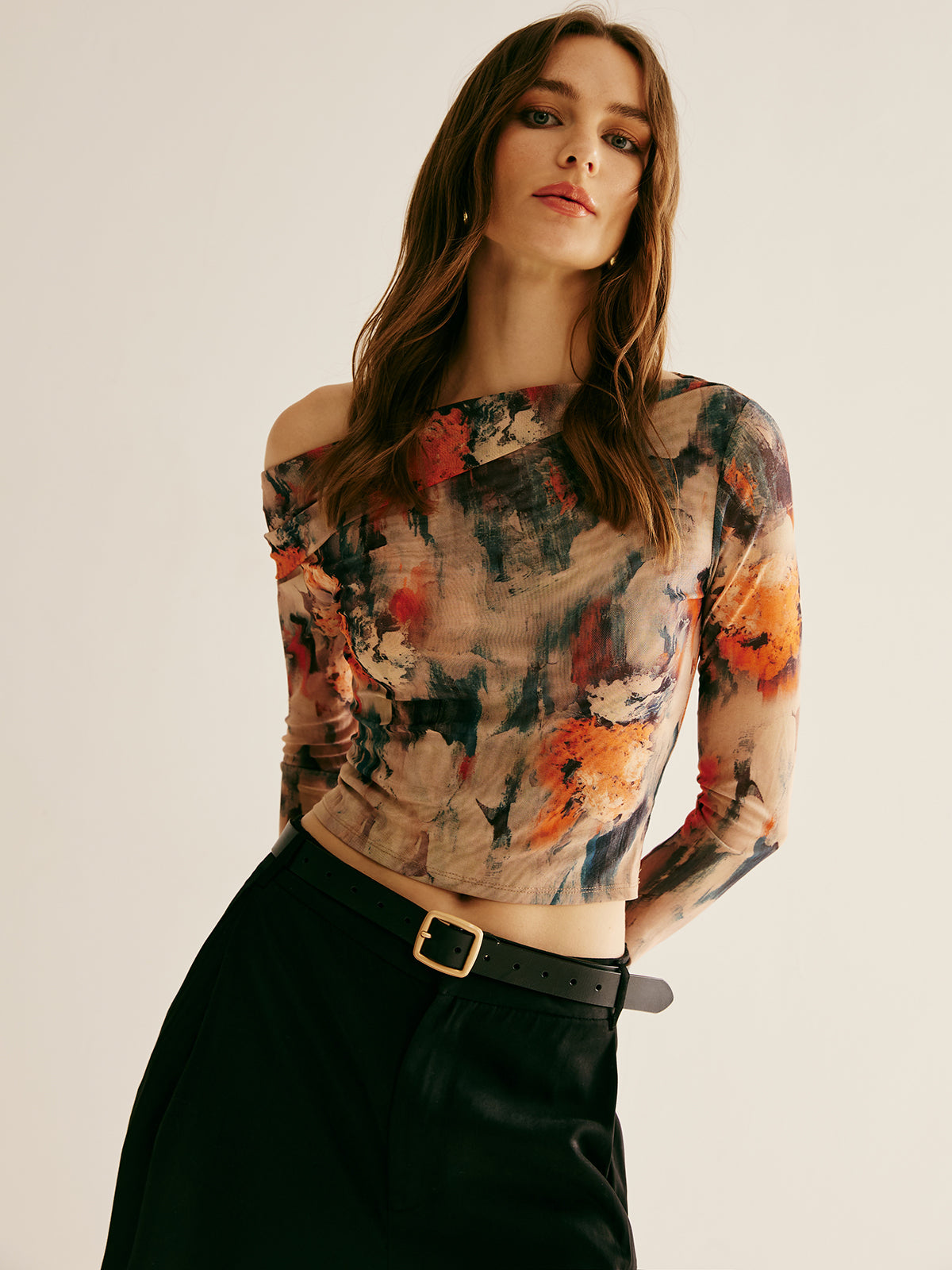 Retro Asymmetrical Collar Crop T-Shirt for Trendy Casual Wear
