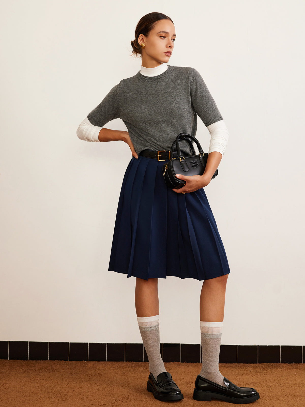 Wool-Blend Crew Neck Knit Top for Women All Seasons Comfort