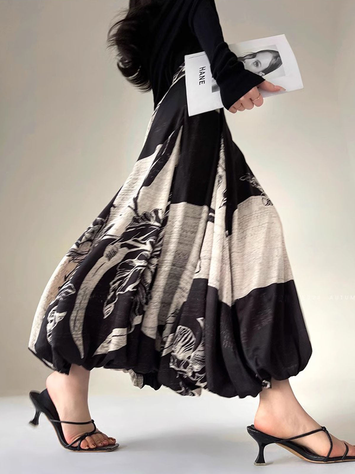 Bud Waist Side-Zipper Midi Skirt Women's Flowy Spring Summer Collection