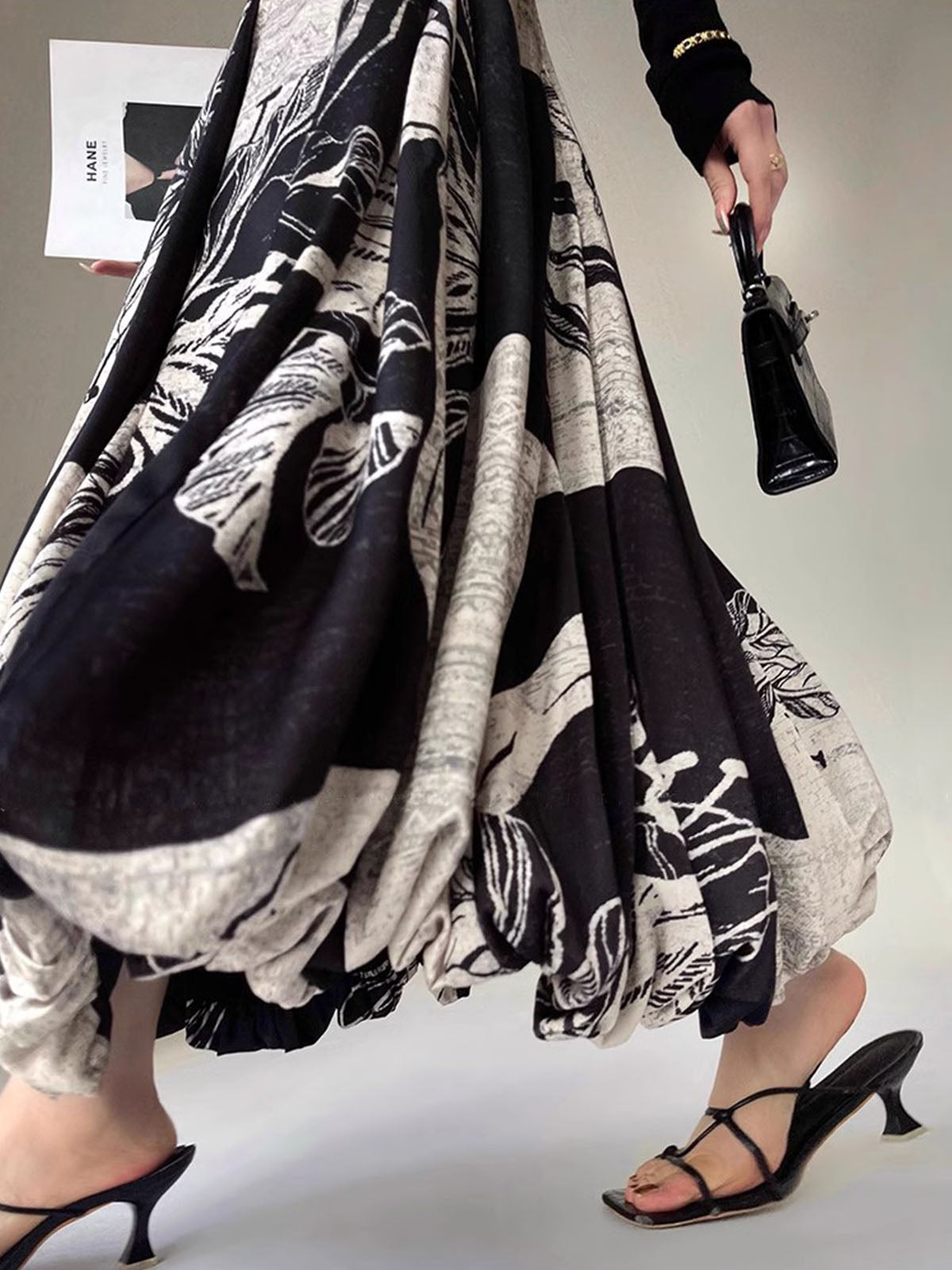 Bud Waist Side-Zipper Midi Skirt Women's Flowy Spring Summer Collection
