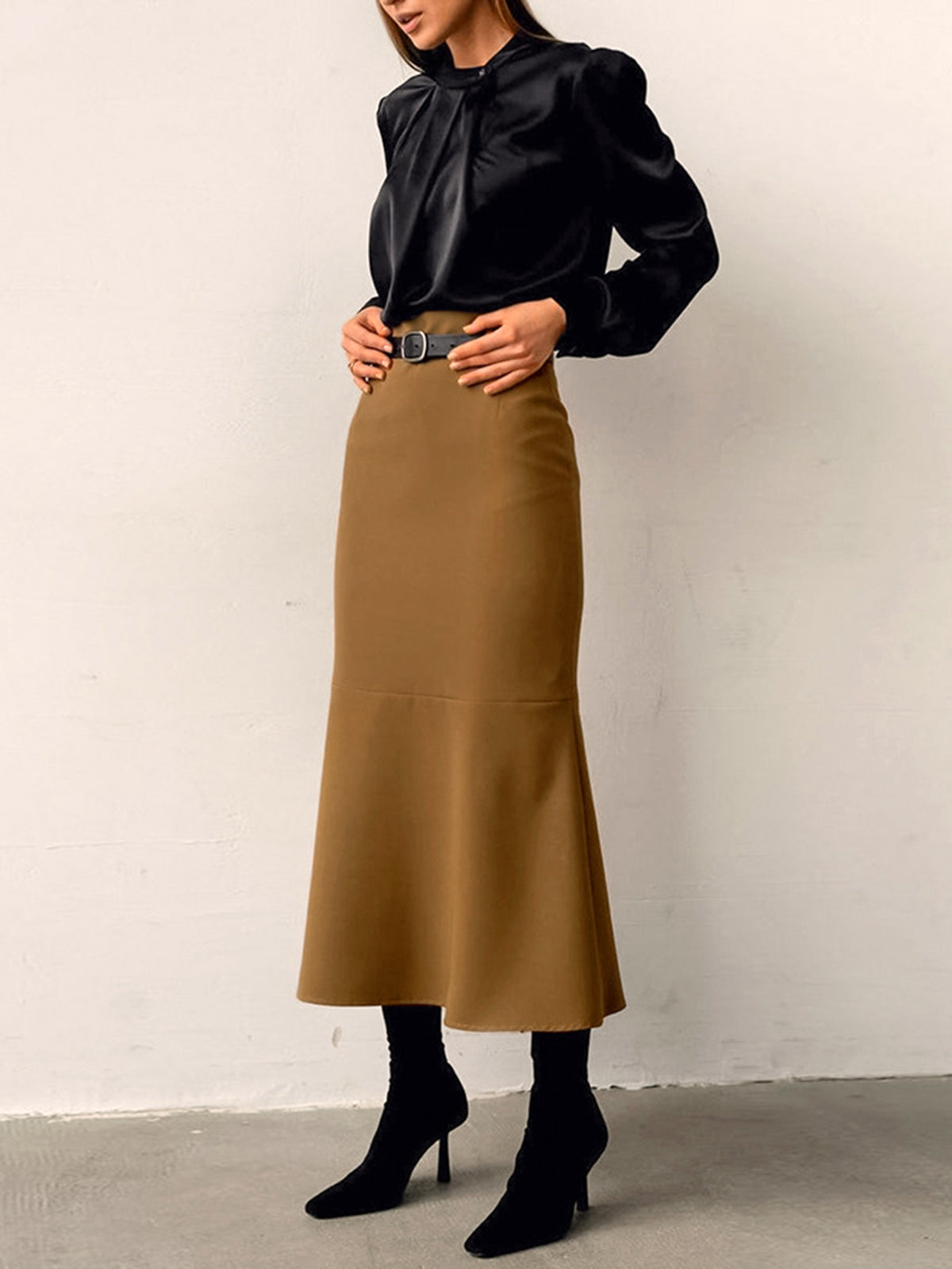 "Minimalist Plain Maxi Skirt Without Belt For Women Casual Wear"