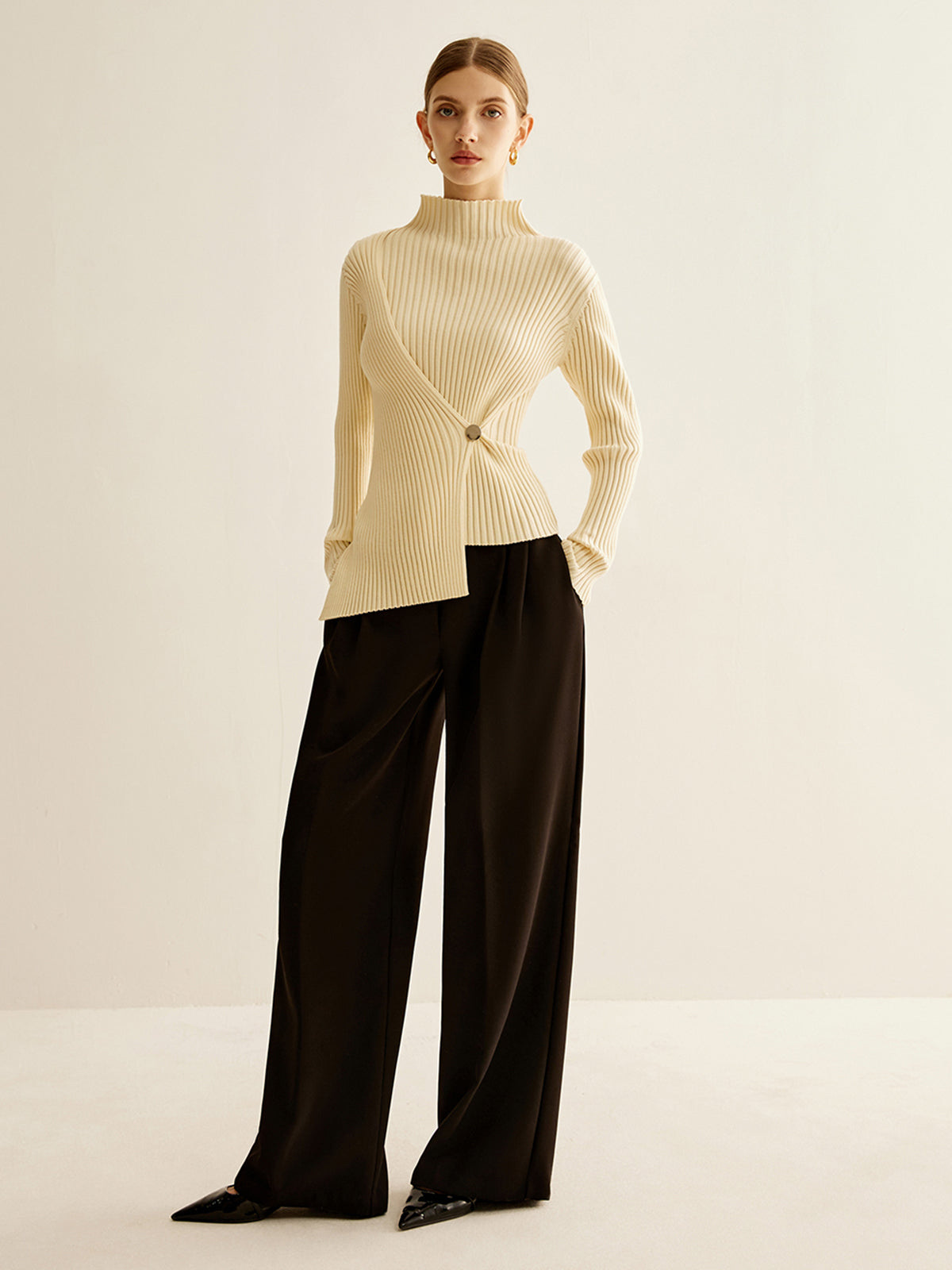 Mock-Neck Ribbed Cinched Sweater for Women Casual Winter Wear