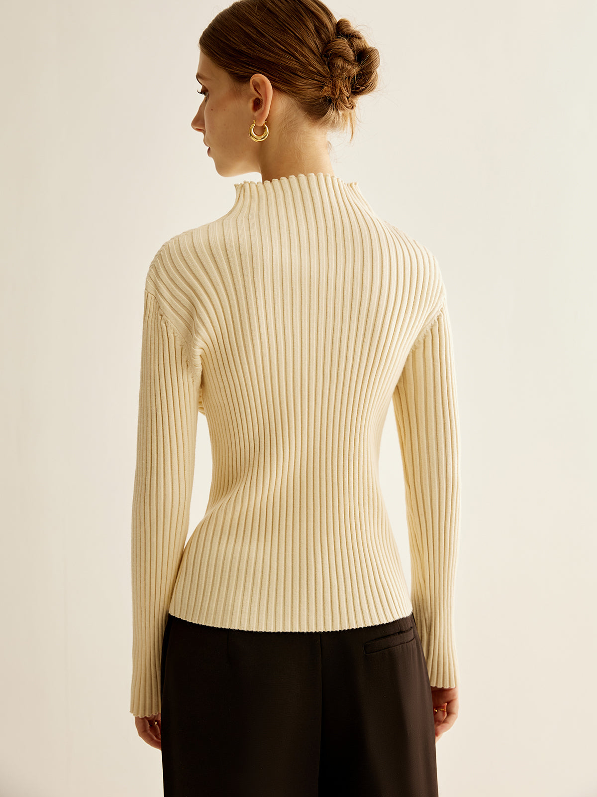 Mock-Neck Ribbed Cinched Sweater for Women Casual Winter Wear