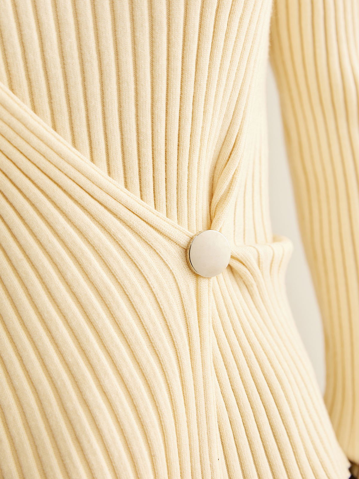 Mock-Neck Ribbed Cinched Sweater for Women Casual Winter Wear