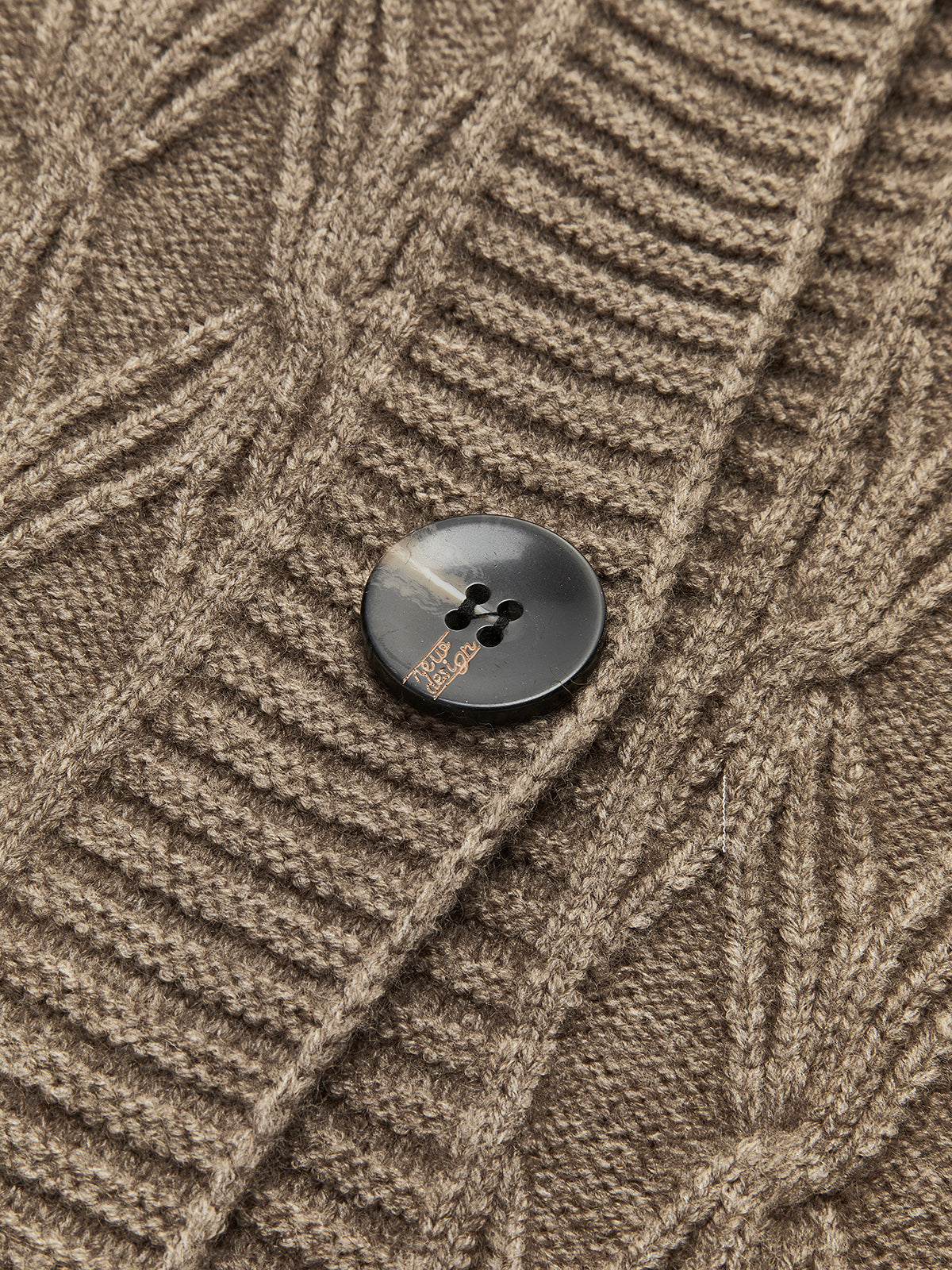 Diamond Stitch Knitting Longline Cardigan with Button Closure