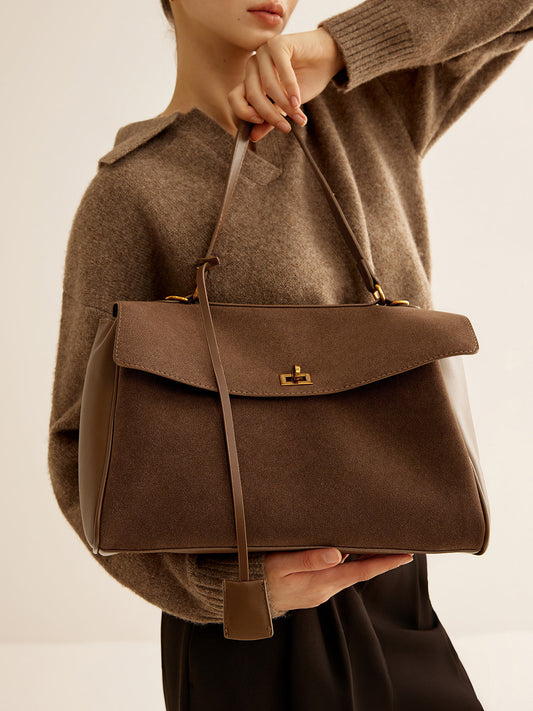 Utility Large Capacity Flap Shoulder Bag for Travel and Organization