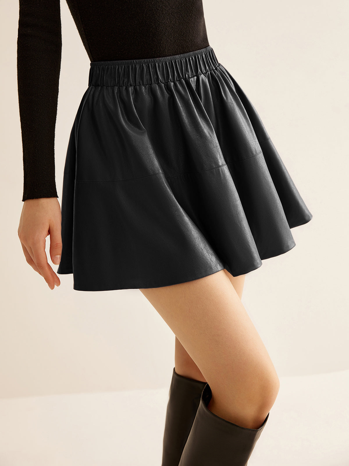 Elastic Waist Pleated PU Leather Skirt with High-Waisted Fit