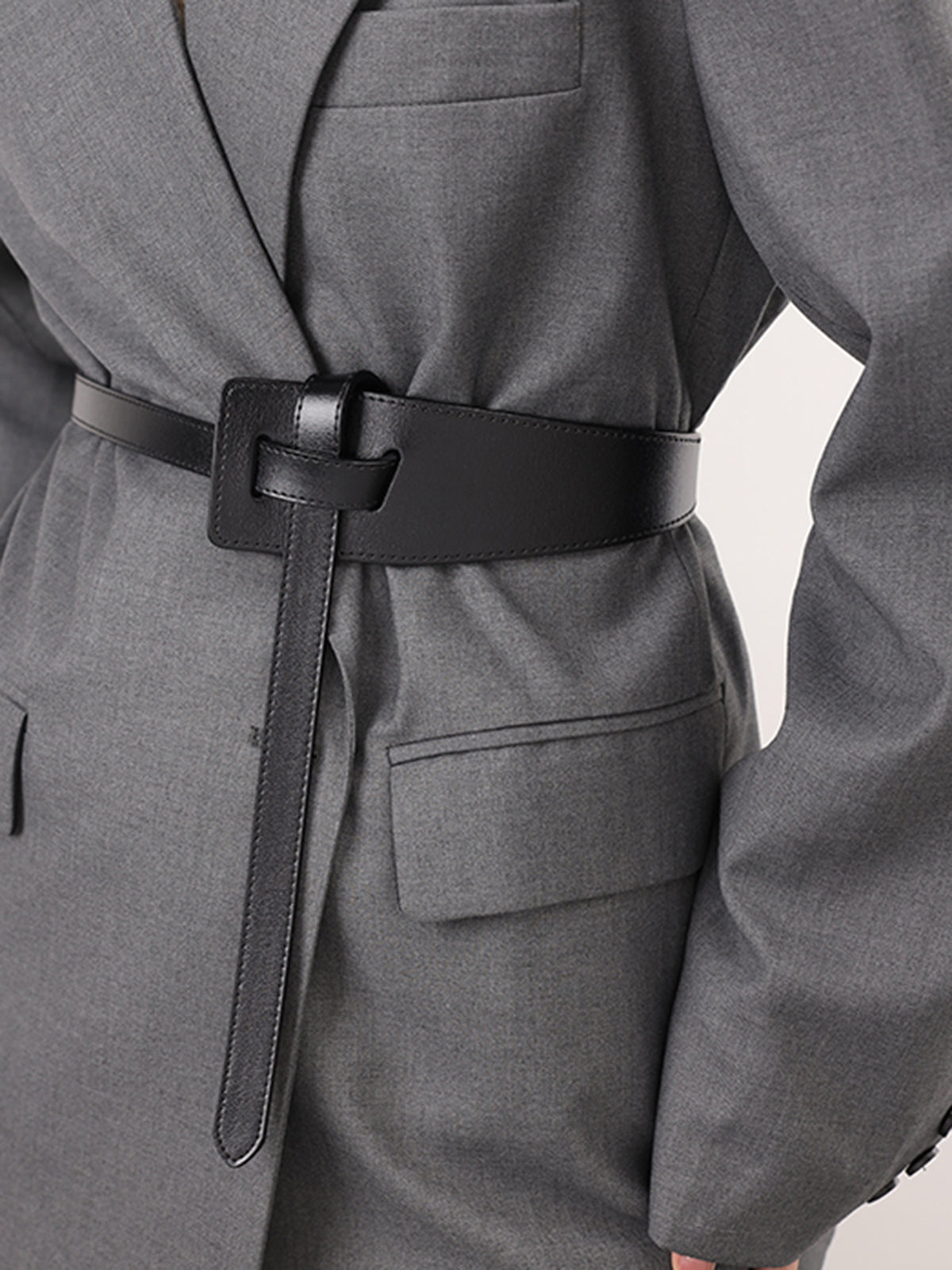 Asymmetrical Knotted Leather Belt Adjustable Buckle Closure