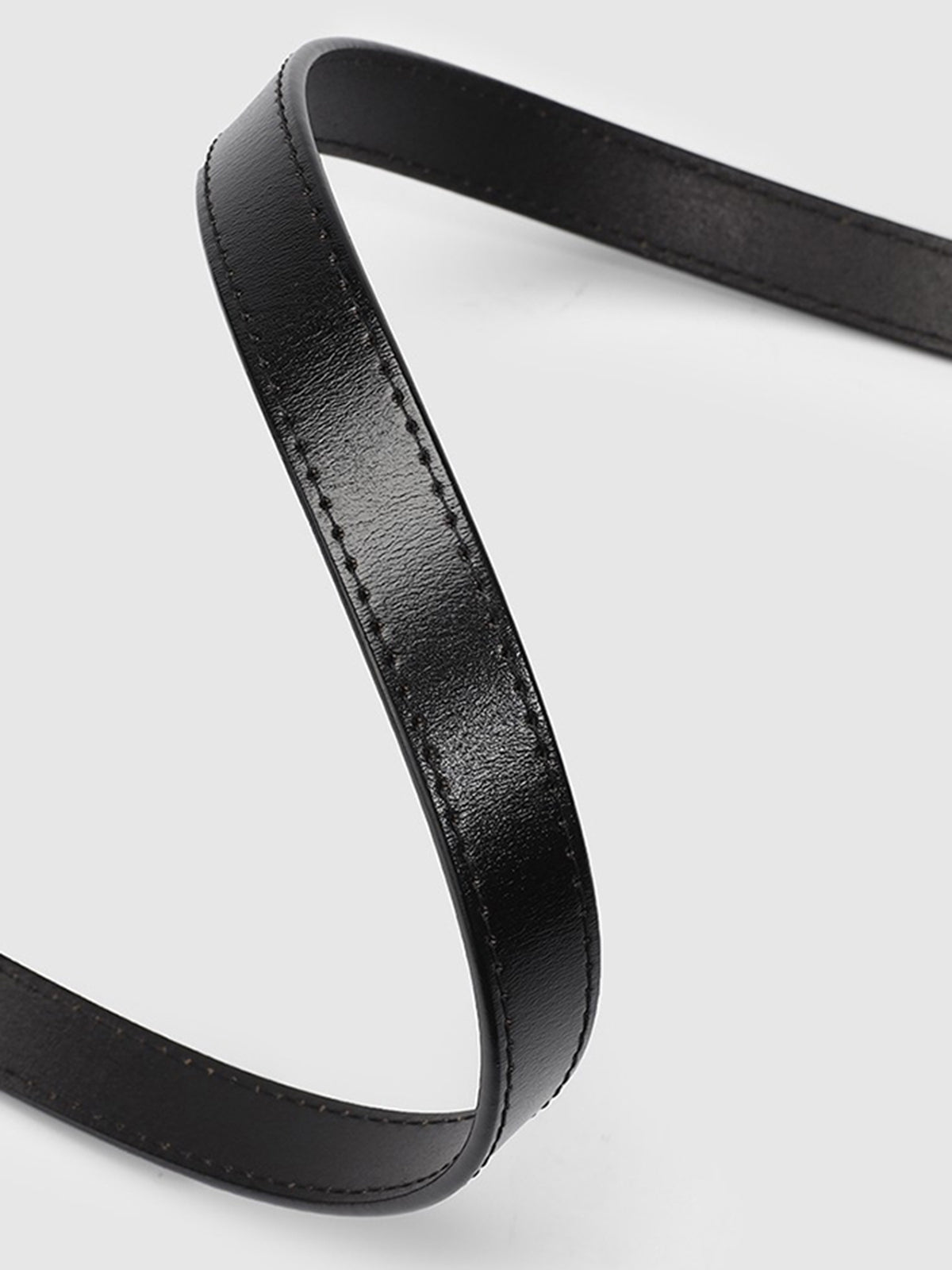 Asymmetrical Knotted Leather Belt Adjustable Buckle Closure