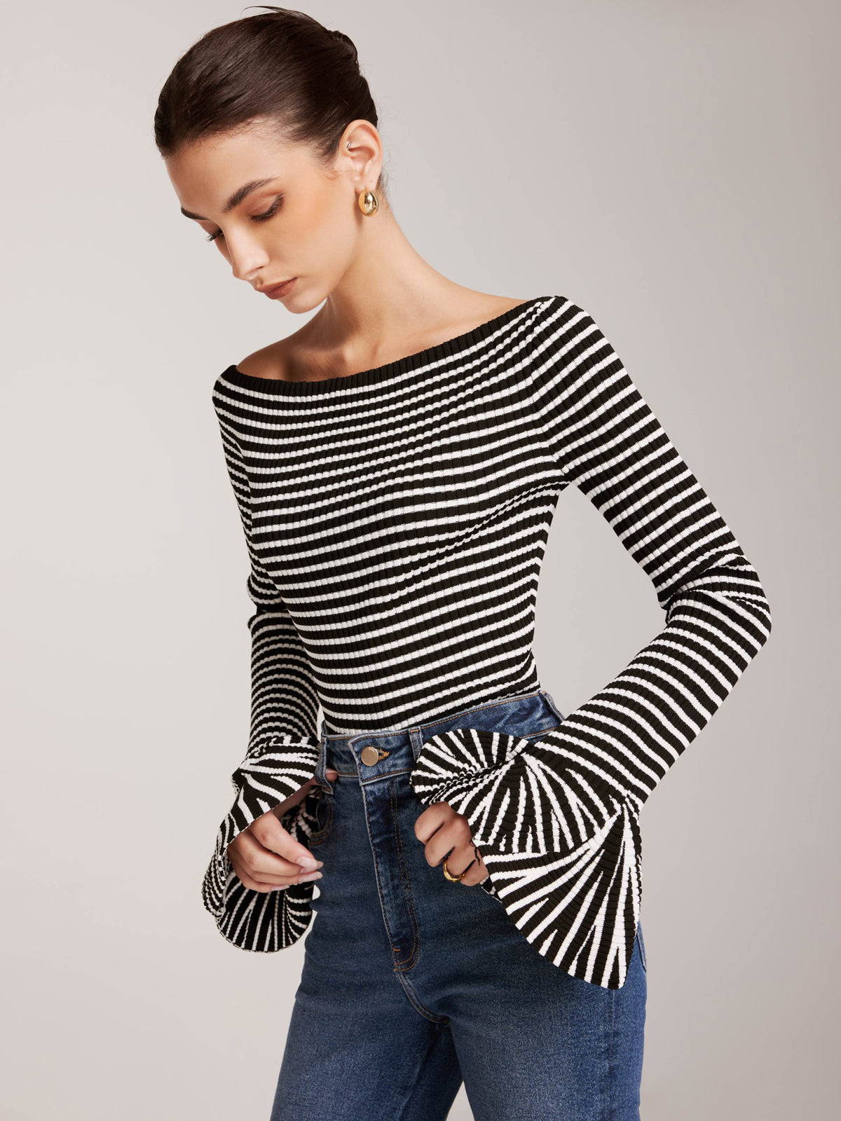 Striped Ruffle-Sleeve Knit Top Women's Casual Spring Wear