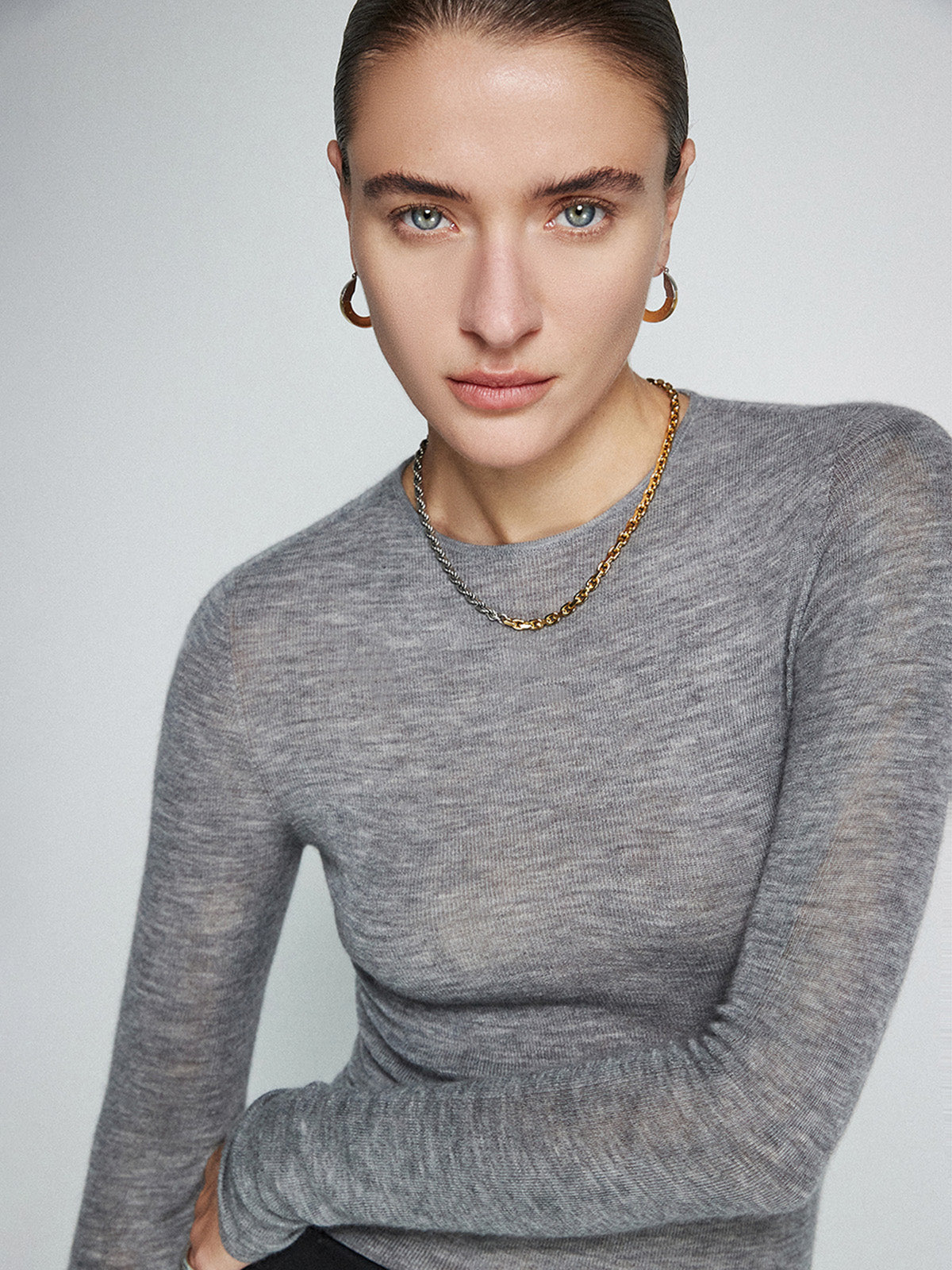 Wool-Blend Minimalist Skinny Knit Top - Comfortable Lightweight Women's Fashion