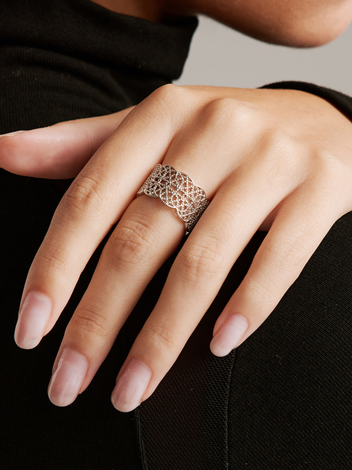 Tunnel Metal Lace Open Ring Adjustable Unique Design Jewelry