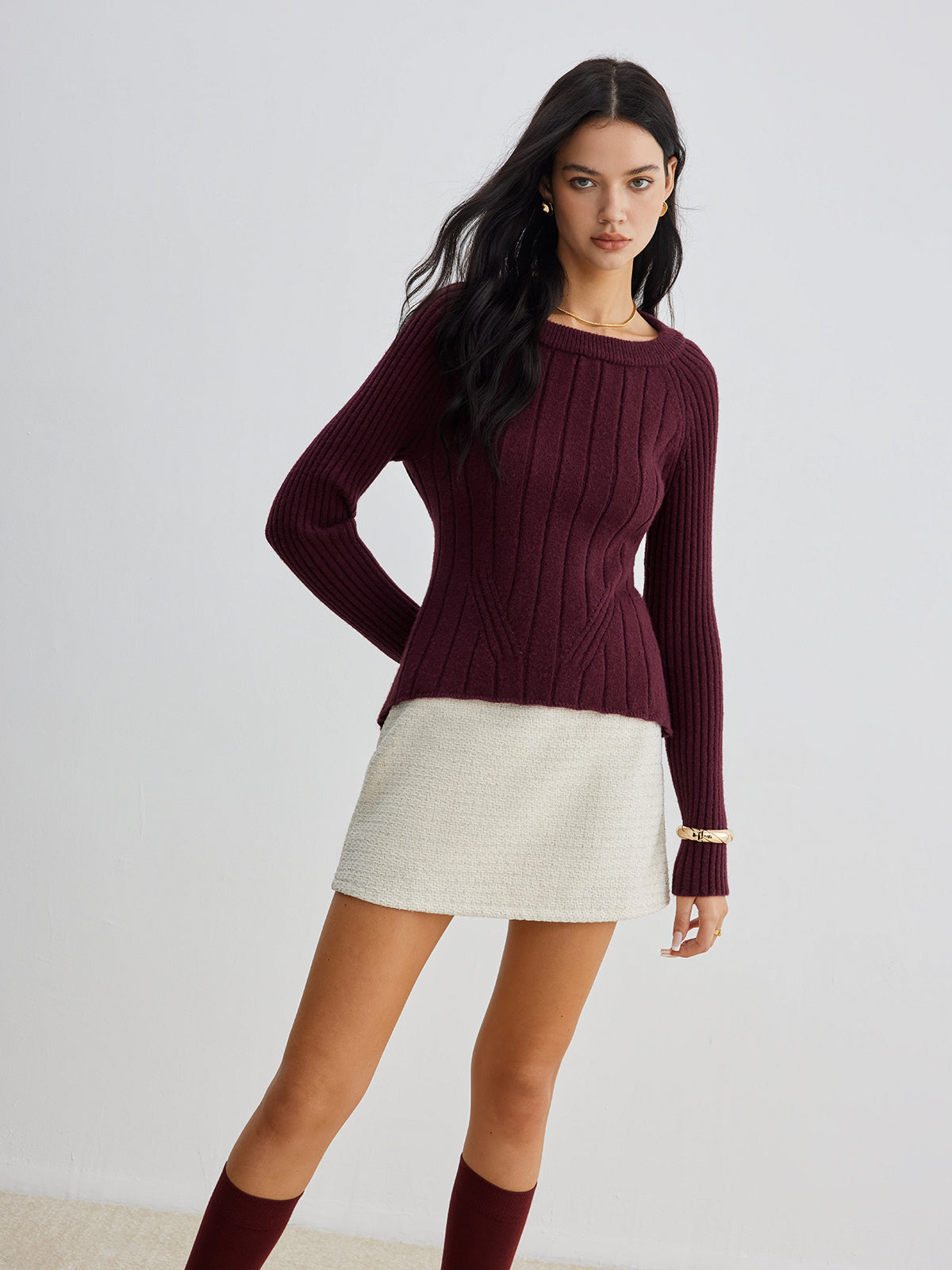 Backless Slim Tie Knit Top with Long Sleeves and Stretch Fabric