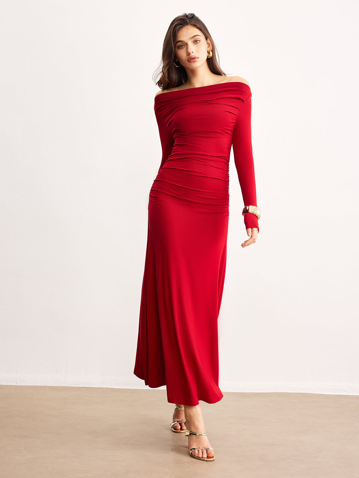 Off-Shoulder Ruffle Knit Dress for Summer Evenings