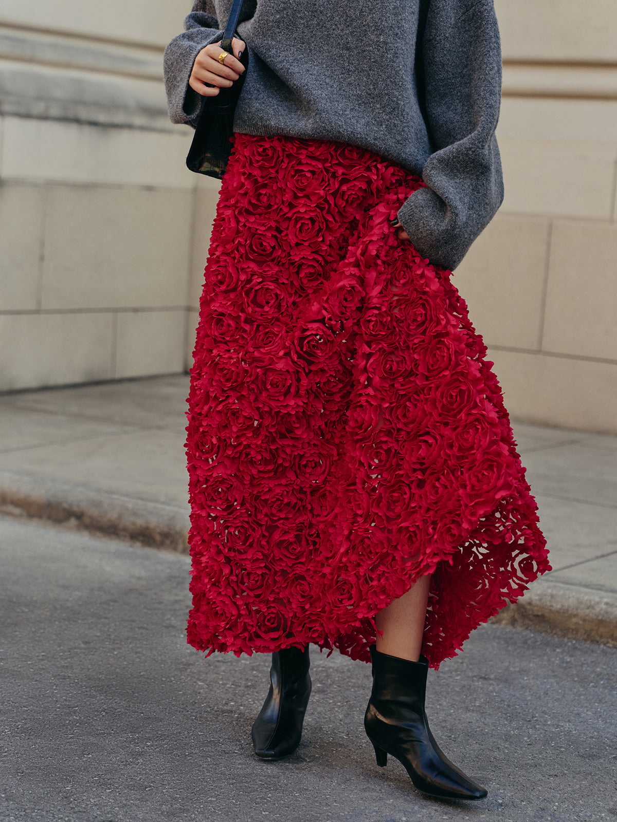 High-Waist Rosette Skirt for Elegant Evening Wear
